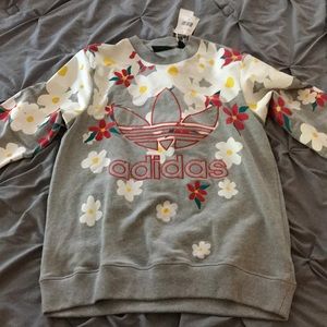 Adidas sweater